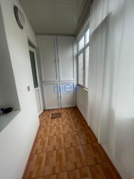 Satılır 4 otaqlı Köhnə Tikili  100m², Bakı