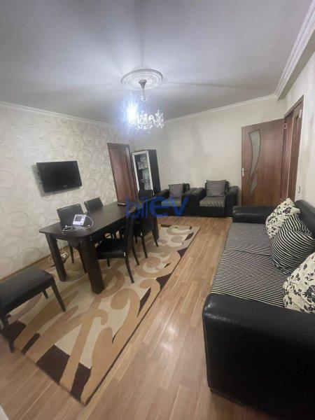 Satılır 4 otaqlı Köhnə Tikili  100m², Bakı