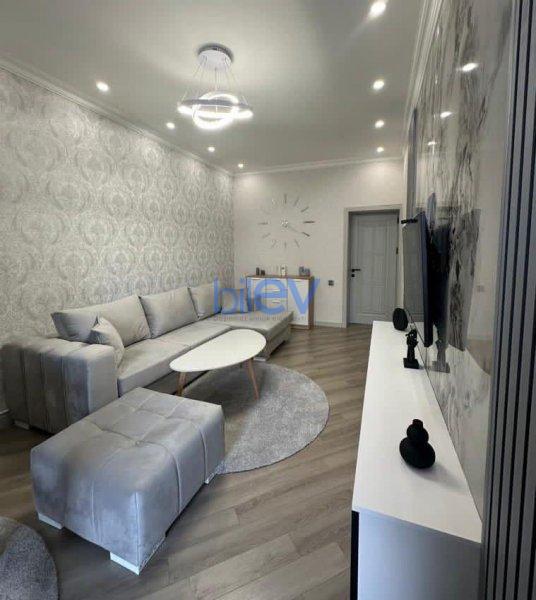 Satış 2 otaqlı Yeni Tikili bina evi  82m², Bakı