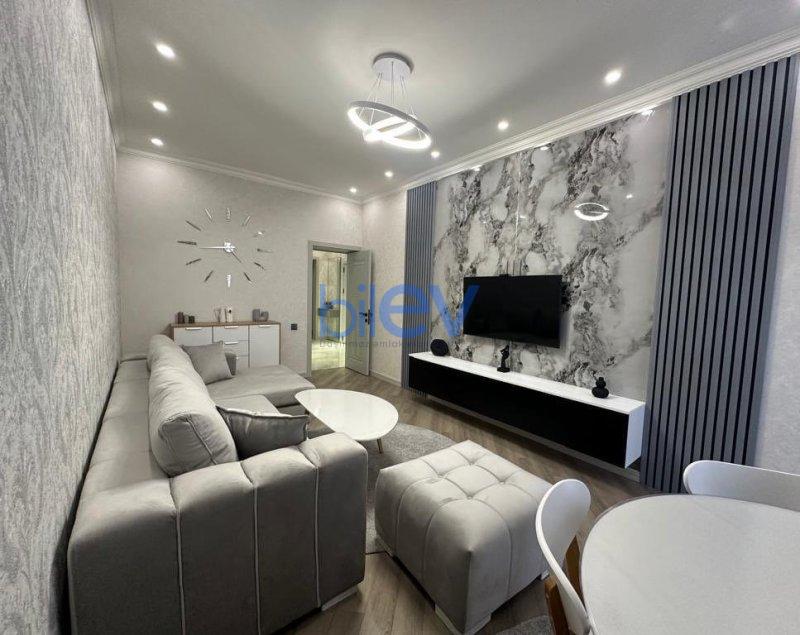 Satış 2 otaqlı Yeni Tikili bina evi  82m², Bakı