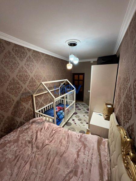 Satış 3 otaqlı Köhnə Tikili bina evi  m², Bakı