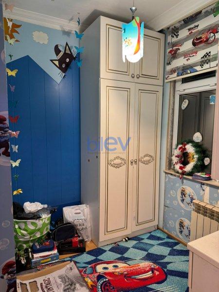 Satış 3 otaqlı Köhnə Tikili bina evi  m², Bakı