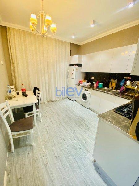 Aylıq Kirayə 2 otaqlı Yeni Tikili bina evi  105m², Bakı