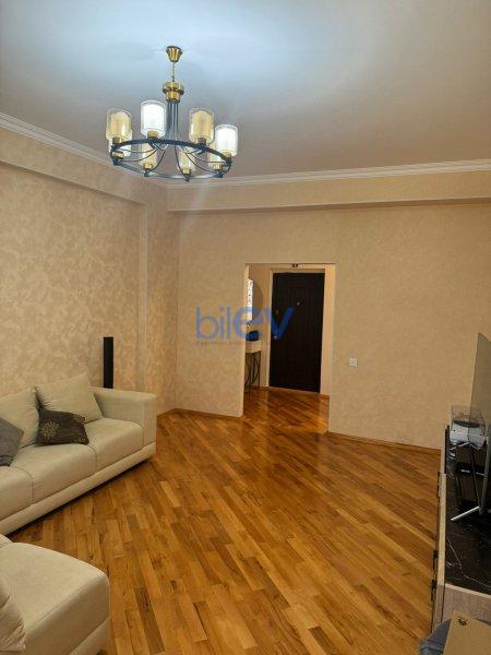 Aylıq Kirayə 2 otaqlı Yeni Tikili bina evi  85m², Bakı