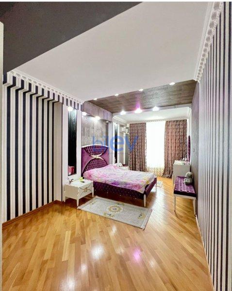 Kirayə (aylıq) 3 otaqlı Yeni Tikili  147m², Bakı