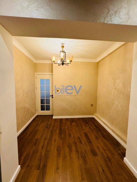 Satış 2 otaqlı Köhnə Tikili bina evi  50m², Bakı