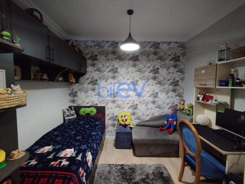 Satış 3 otaqlı Köhnə Tikili bina evi  68m², Bakı