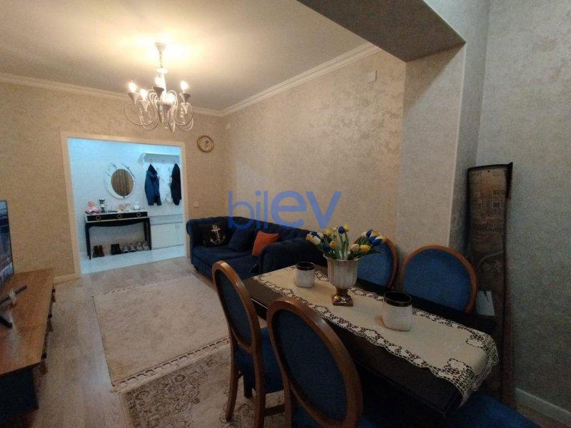 Satış 3 otaqlı Köhnə Tikili bina evi  68m², Bakı