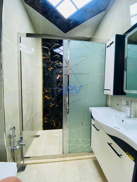 Aylıq Kirayə 2 otaqlı Yeni Tikili bina evi  65.00m², Bakı