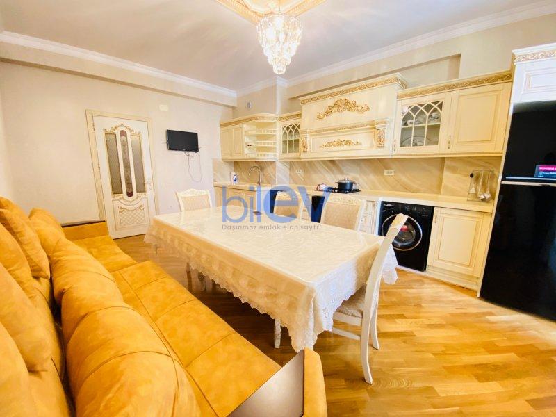 Aylıq Kirayə 3 otaqlı Yeni Tikili bina evi  150m², Bakı