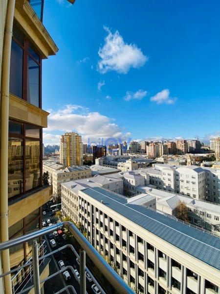 Aylıq Kirayə 3 otaqlı Yeni Tikili bina evi  150m², Bakı