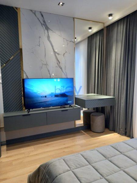 Aylıq Kirayə 3 otaqlı Yeni Tikili bina evi  110.00m², Bakı