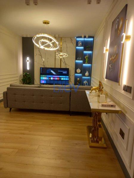 Aylıq Kirayə 3 otaqlı Yeni Tikili bina evi  110.00m², Bakı