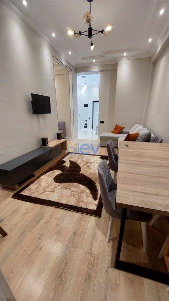 Aylıq Kirayə 2 otaqlı Yeni Tikili bina evi  65.00m², Bakı