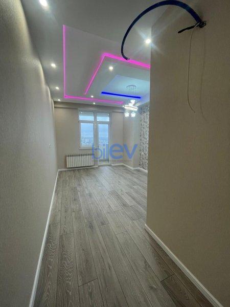 Satılır 4 otaqlı Yeni Tikili  181m², Bakı