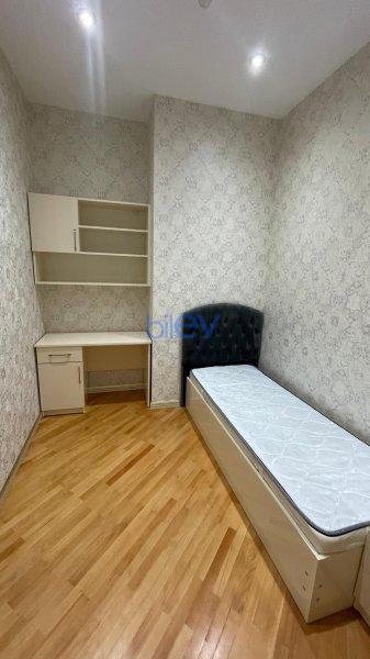 Aylıq Kirayə 3 otaqlı Yeni Tikili bina evi  100m², Bakı