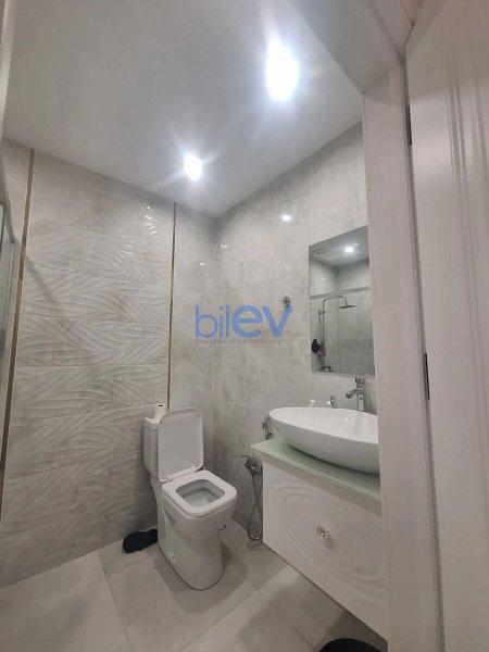 Kirayə (aylıq) 3 otaqlı Yeni Tikili  88m², Bakı