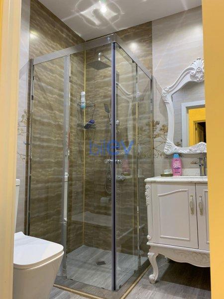 Satış 3 otaqlı Yeni Tikili bina evi  135m², Bakı