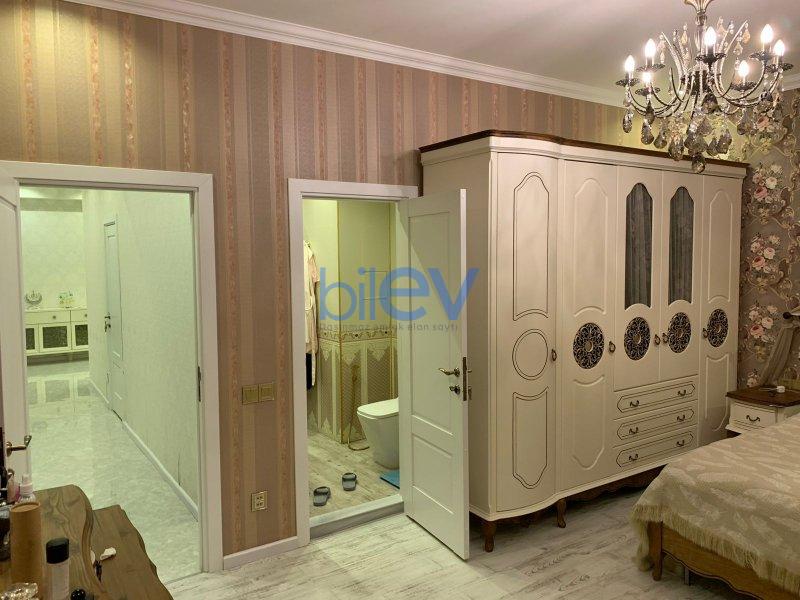 Satış 3 otaqlı Yeni Tikili bina evi  135m², Bakı