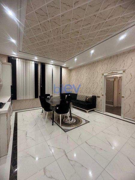 Satılır 6 otaqlı Həyət evi  255m², Bakı