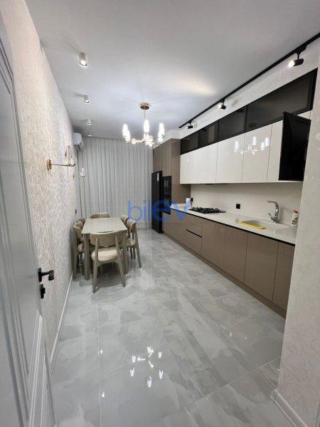 Satış 3 otaqlı Yeni Tikili bina evi  118m², Bakı