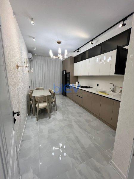 Satış 3 otaqlı Yeni Tikili bina evi  118m², Bakı
