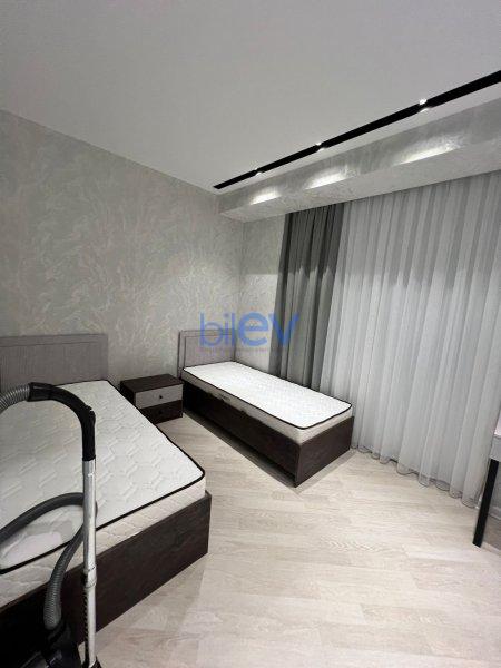 Satış 3 otaqlı Yeni Tikili bina evi  118m², Bakı