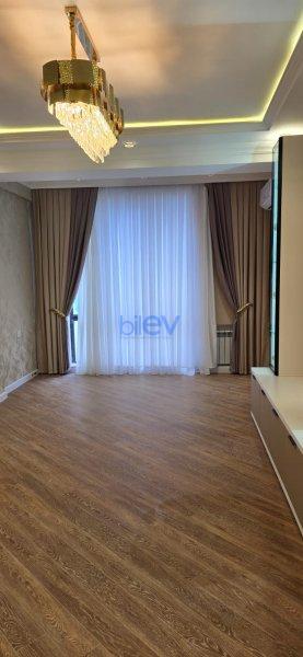 Satış 3 otaqlı Yeni Tikili bina evi  105m², Bakı