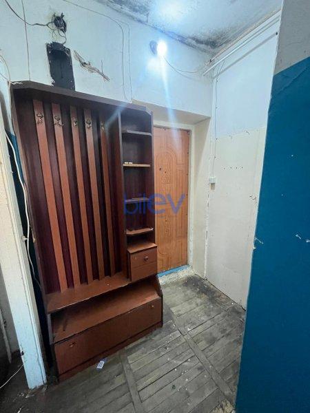 Satış 2 otaqlı Köhnə Tikili bina evi  60m², Bakı