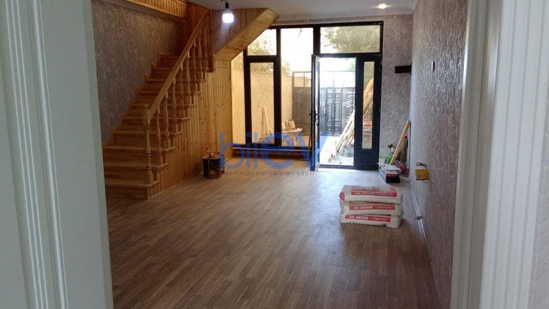 Satılır 5 otaqlı Həyət evi  120m², Bakı