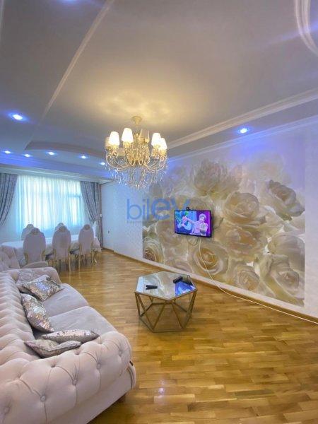 Aylıq Kirayə 2 otaqlı Yeni Tikili bina evi  85m², Bakı