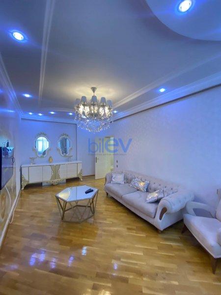 Aylıq Kirayə 2 otaqlı Yeni Tikili bina evi  85m², Bakı