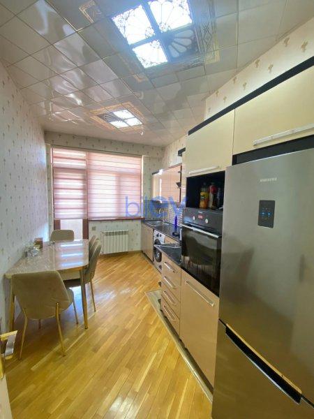 Aylıq Kirayə 2 otaqlı Yeni Tikili bina evi  85m², Bakı