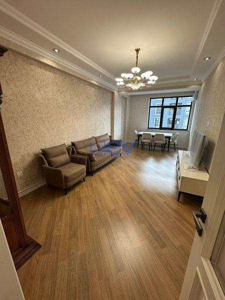 Aylıq Kirayə 2 otaqlı Yeni Tikili bina evi  65.00m², Bakı