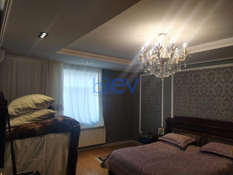 Satılır 4 otaqlı Həyət evi  220m², Bakı