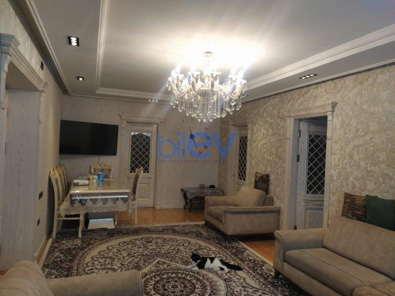 Satılır 4 otaqlı Həyət evi  220m², Bakı