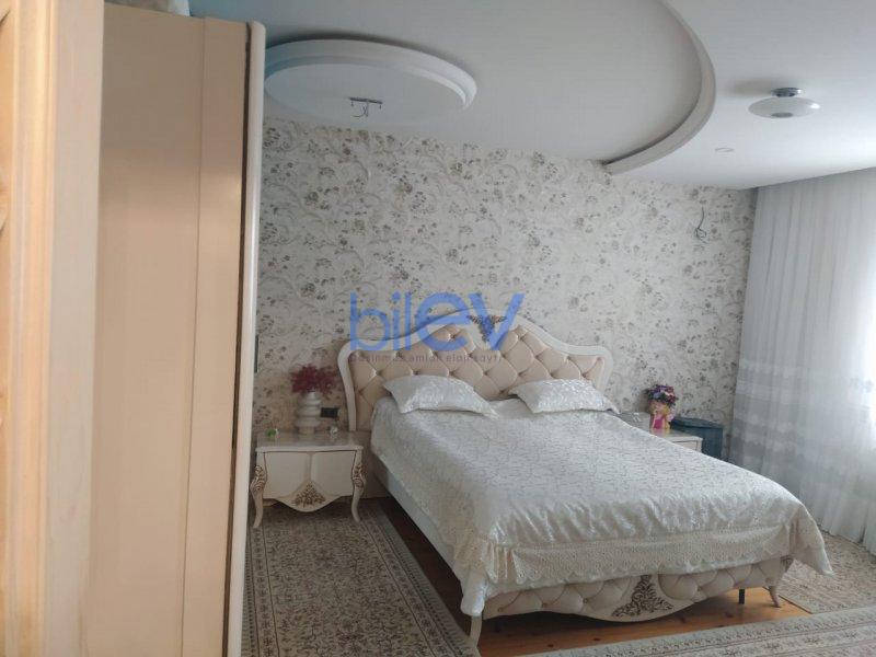 Satılır 4 otaqlı Həyət evi  220m², Bakı