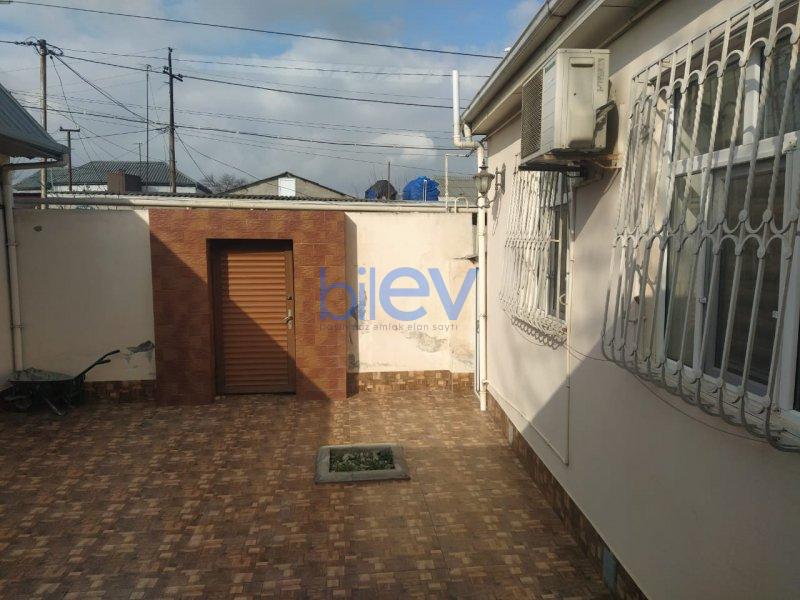 Satılır 4 otaqlı Həyət evi  220m², Bakı