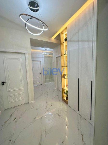 Satış 3 otaqlı Yeni Tikili bina evi  90m², Bakı