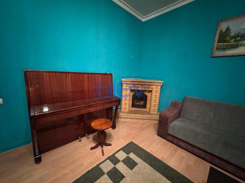 Aylıq Kirayə 2 otaqlı Köhnə Tikili bina evi  65.00m², Bakı