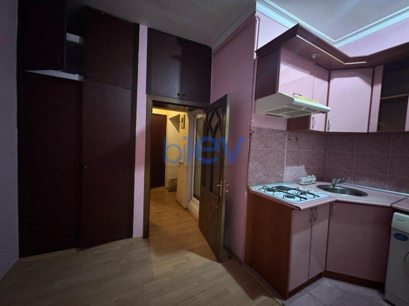 Aylıq Kirayə 2 otaqlı Köhnə Tikili bina evi  65.00m², Bakı