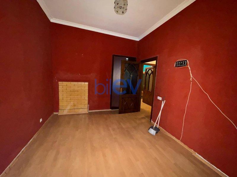 Aylıq Kirayə 2 otaqlı Köhnə Tikili bina evi  65.00m², Bakı