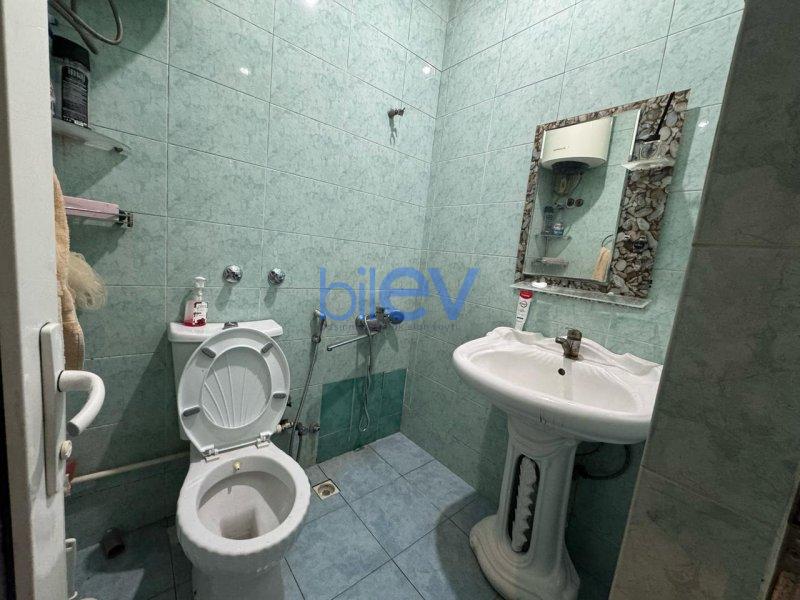 Aylıq Kirayə 2 otaqlı Köhnə Tikili bina evi  65.00m², Bakı