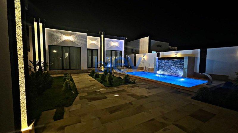 Satılır 4 otaqlı Bağ evi  150m², Bakı