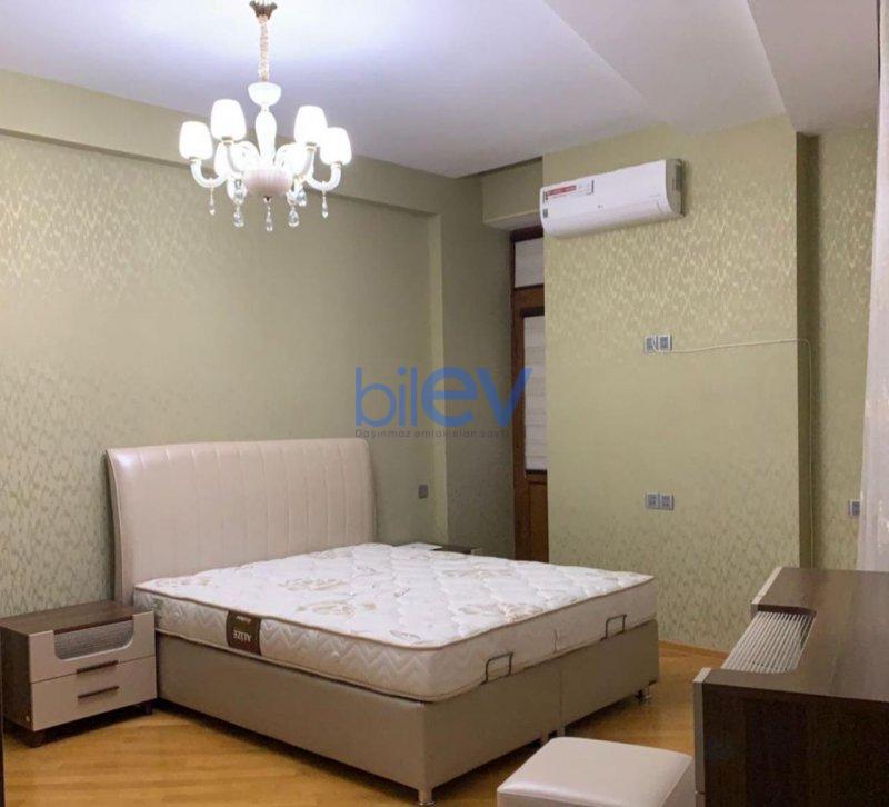 Aylıq Kirayə 3 otaqlı Yeni Tikili bina evi  130m², Bakı