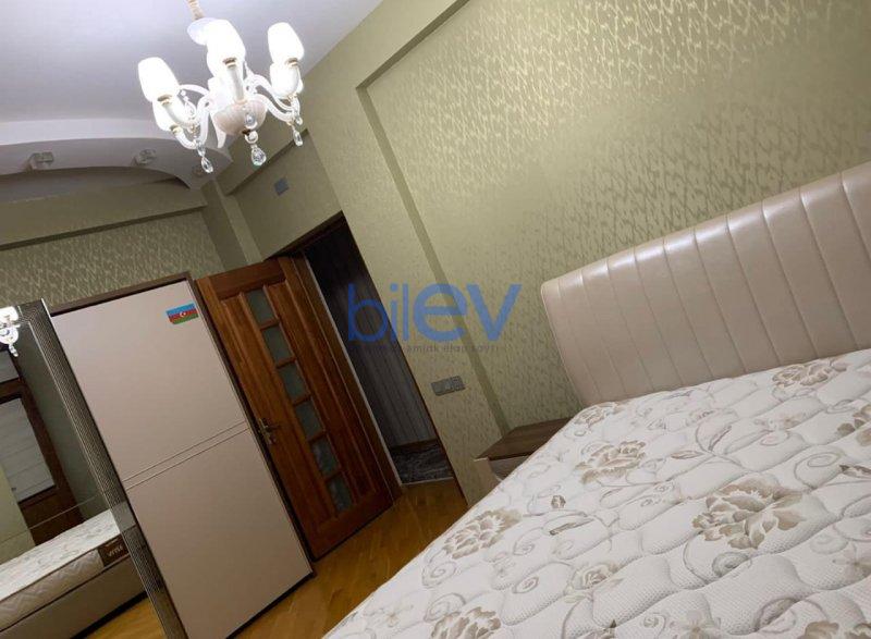 Aylıq Kirayə 3 otaqlı Yeni Tikili bina evi  130m², Bakı