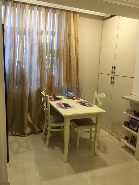Aylıq Kirayə 3 otaqlı Yeni Tikili bina evi  85m², Bakı
