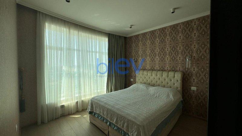 Aylıq Kirayə 2 otaqlı Yeni Tikili bina evi  87m², Bakı