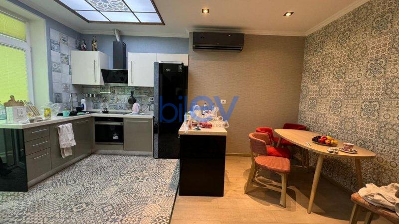 Aylıq Kirayə 2 otaqlı Yeni Tikili bina evi  87m², Bakı