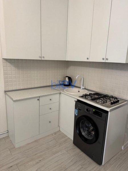 Günlük Kirayə 1 otaqlı Yeni Tikili bina evi  40m², Bakı